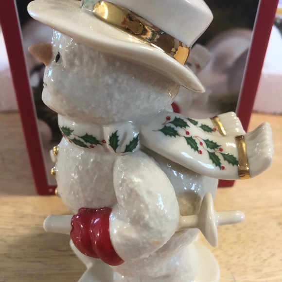 Lenox 2014 Annual Christmas Holiday Skiing Snowman Figurine - Picture 2 of 6
